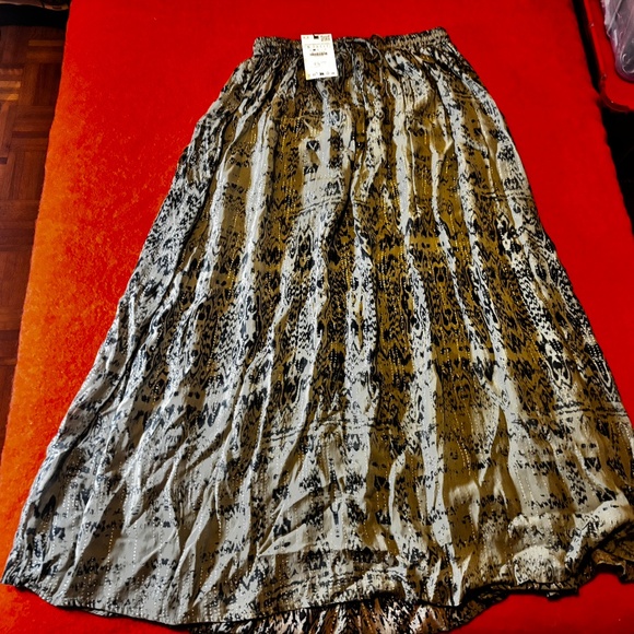Zara khaki green and metallic fibre elastic waist long skirt NWT - Picture 3 of 10